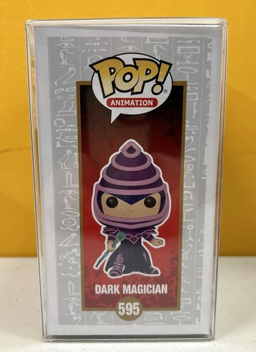 ⭐️ Figura Funko Pop Yu-Gi-Oh 595 Dark Magician ⭐️ TOTALMENTE NUEVA ⭐️ + PROTECTOR ✅ - Imagen 2 de 6