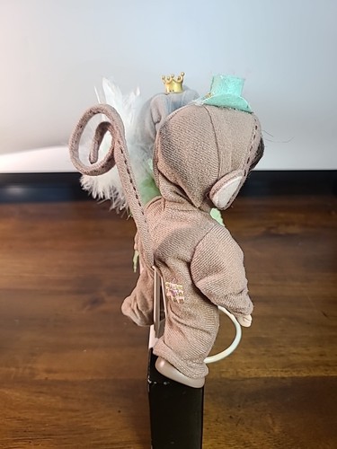 Precious Moments Wizard Of Oz Flying Monkey And Mouse Queen With Stands - Picture 8 of 14