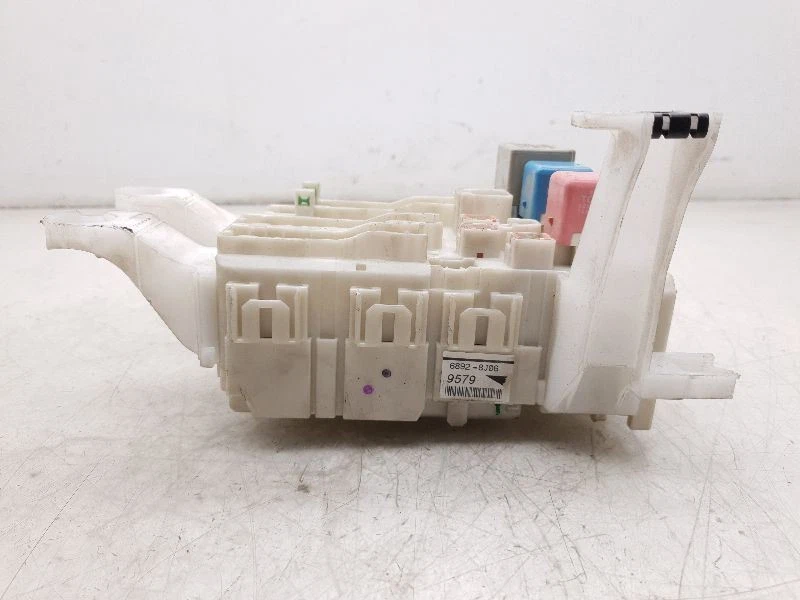 CAIXA DE FUSÍVEIS 2009 SCION XB 2.4L FWD AT CABIN INTERIOR  - Imagem 4 de 4