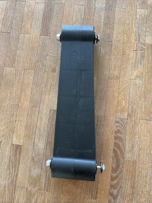 Concept2 Monitorarm mit Schrauben
