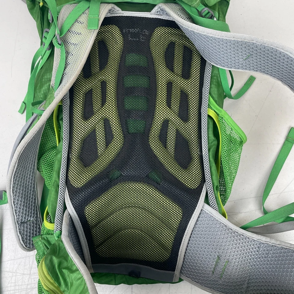 REI Flash 45 Backpack Green Hiking Camping Padded Outdoor 45 Liters - Image 2 of 4