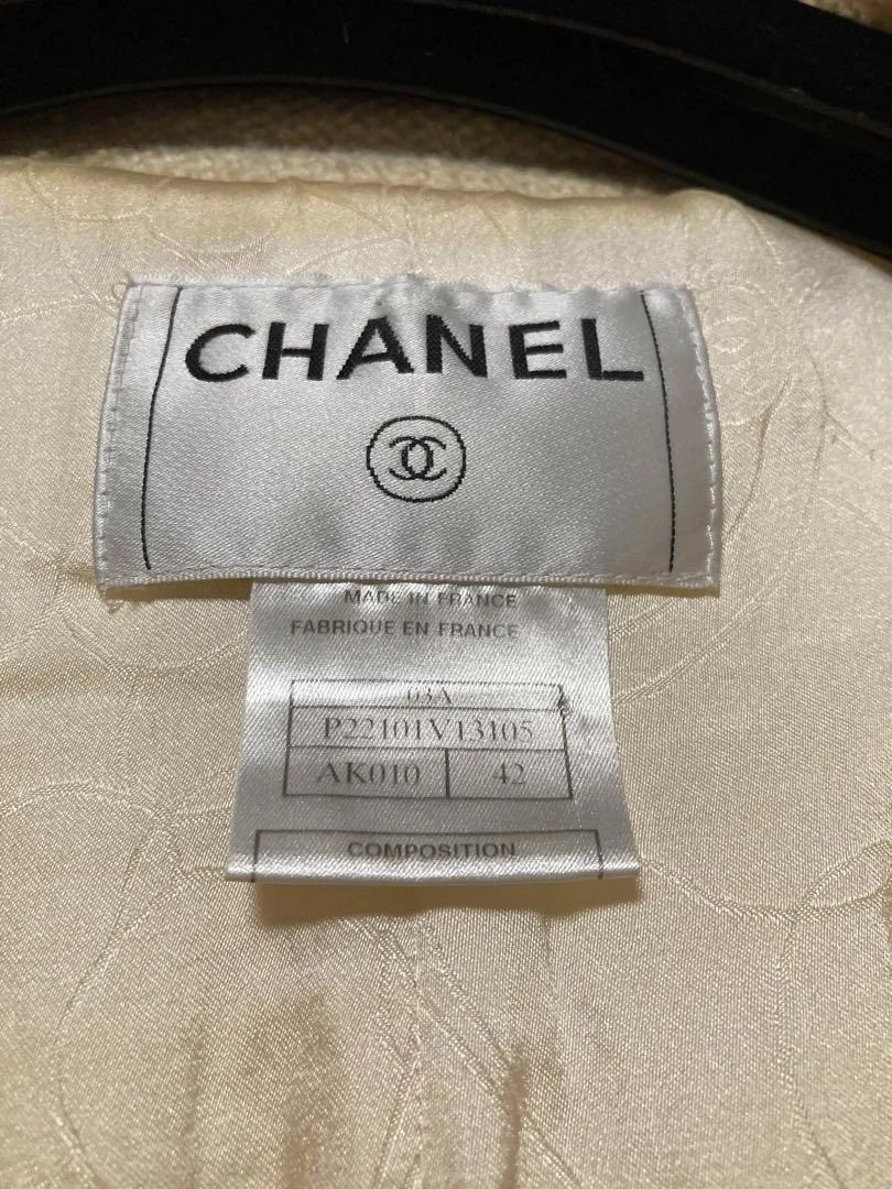 Giacca donna CHANEL tweed avorio logo marca cocco metallo bottoni camelia autentica