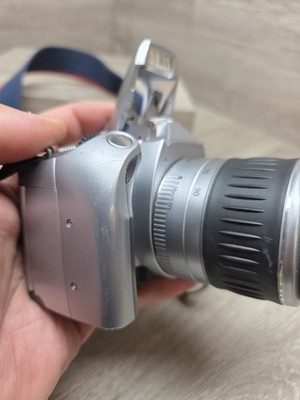 Canon EOS Rebel Ti / 300V 35mm SLR Film Camera with 28-90 mm lens