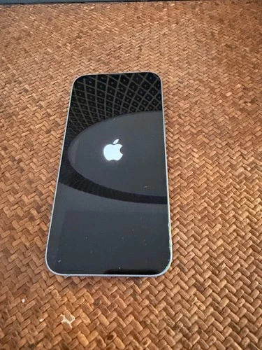 Apple iPhone 14 - 128 GB - Blue (Unlocked) - Picture 2 of 12