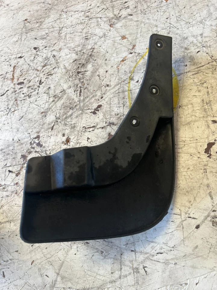 Guardabarros trasero izquierdo Nissan Rogue 2011-2013 OEM Foto 2 de 3