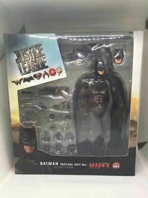 Mafex 064 Batman Tactical Suit Ver. Justice League Action
