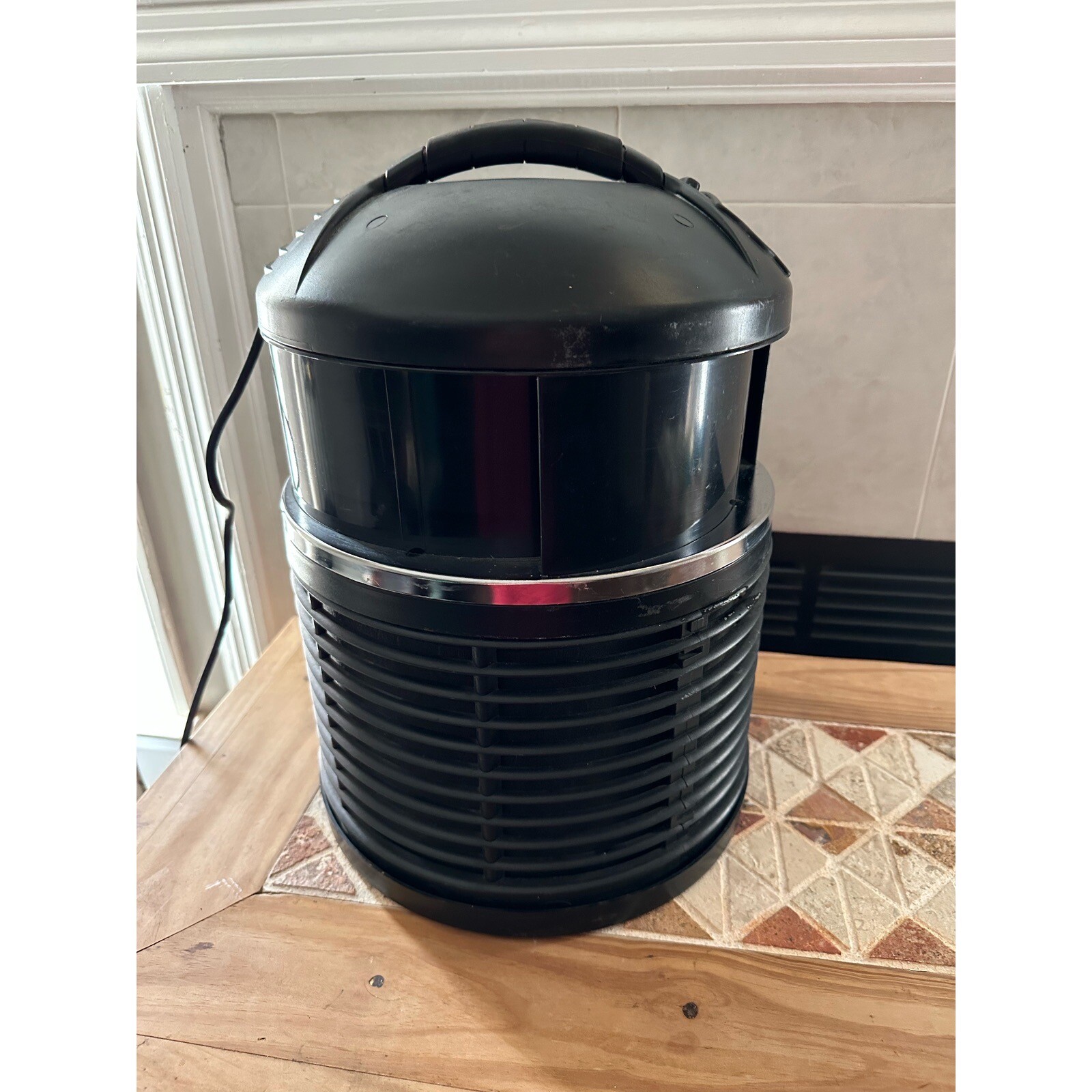 FILTER QUEEN DEFENDER DELUXE AM4000 3SPEED CARBON HEPA AIR PURIFIER