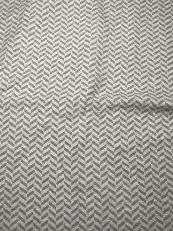 Manta Receptora Bebé HB Hudson Gris Blanco Franela Suave Lovey 30"x36" Foto 4 de 4