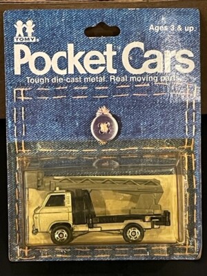 TOMY POCKET CARS SILVER NISSAN CABALL BUCKET TRUCK NEW OLD STOCK 1980