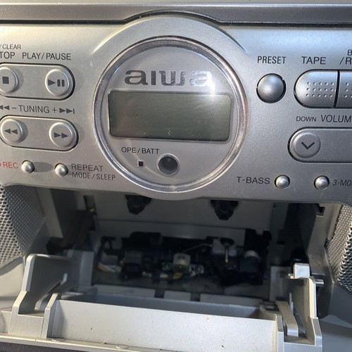 Vintage Aiwa Boombox - Picture 3 of 7