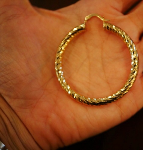 NEW WOMEN'S ROUND HOOP YELLOW GOLD TONE FILLED DIAMOND CUT EARRINGS MEDIUM 2" - Picture 4 of 6