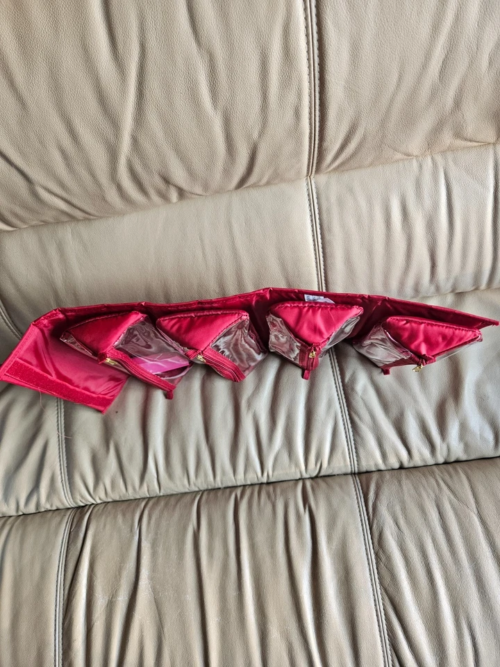 4 Baggies that fold into 1 square bag with 2 handles 5" Wide 6" Long 10.5" High - Image 3 of 4