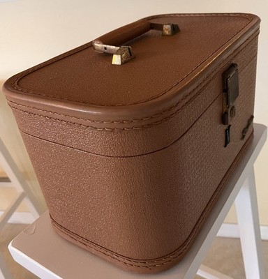 Vintage, Mid Century, Lady Baltimore Starline Tan Train Case With