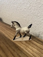 Hagen Renaker Raindrop Horse No Chips No Repairs