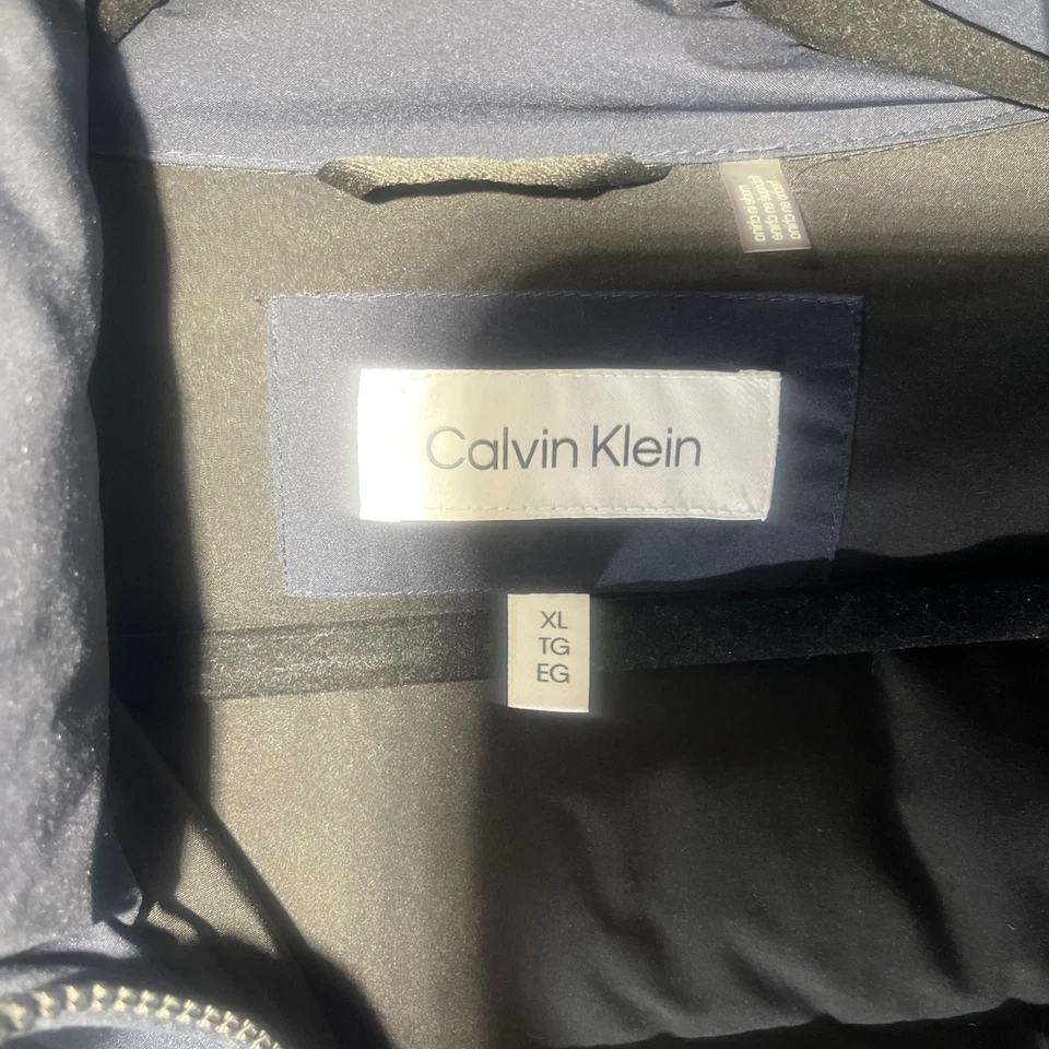 Chaqueta acolchada para hombre Calvin Klein XL azul marino Sorona Aura Foto 2 de 4