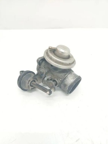 VW PASSAT B6 3C2 AGR-Ventil 038131501M 2.00 Diesel 103kw 2006 31903789