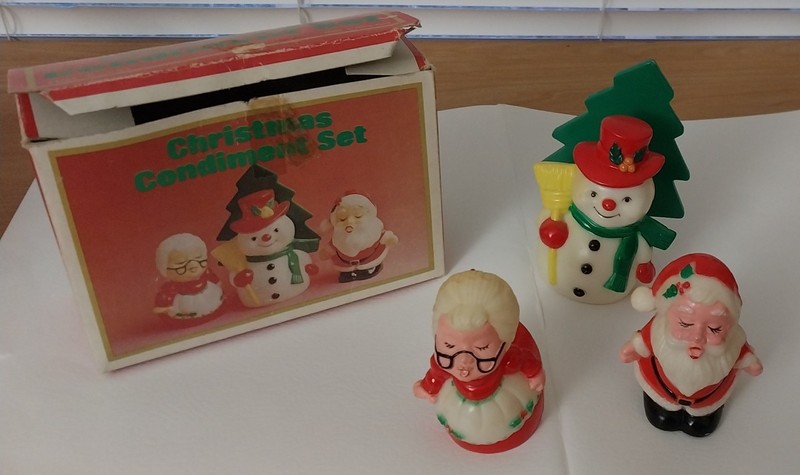 Vintage Christmas Mr Mrs Santa Blowing Kisses Snowman Napkin Holder Set In Box