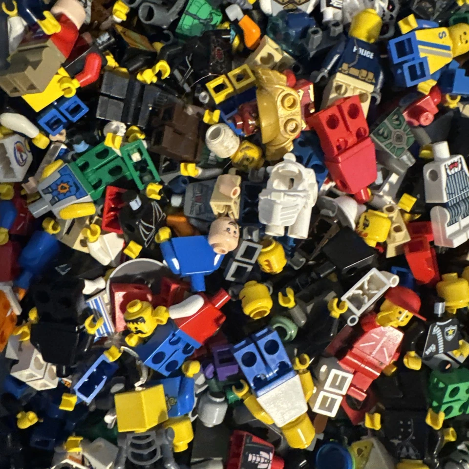 LEGO 1 LIBRA DE MINIFIGURAS FIGURAS INCOMPLETAS Y PARTES DEL CUERPO 16 OZ Aleatorio Foto 2 de 4