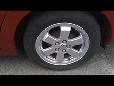 Used Wheel fits: 2007 Toyota Prius 15x6 alloy 6 spoke Grade C