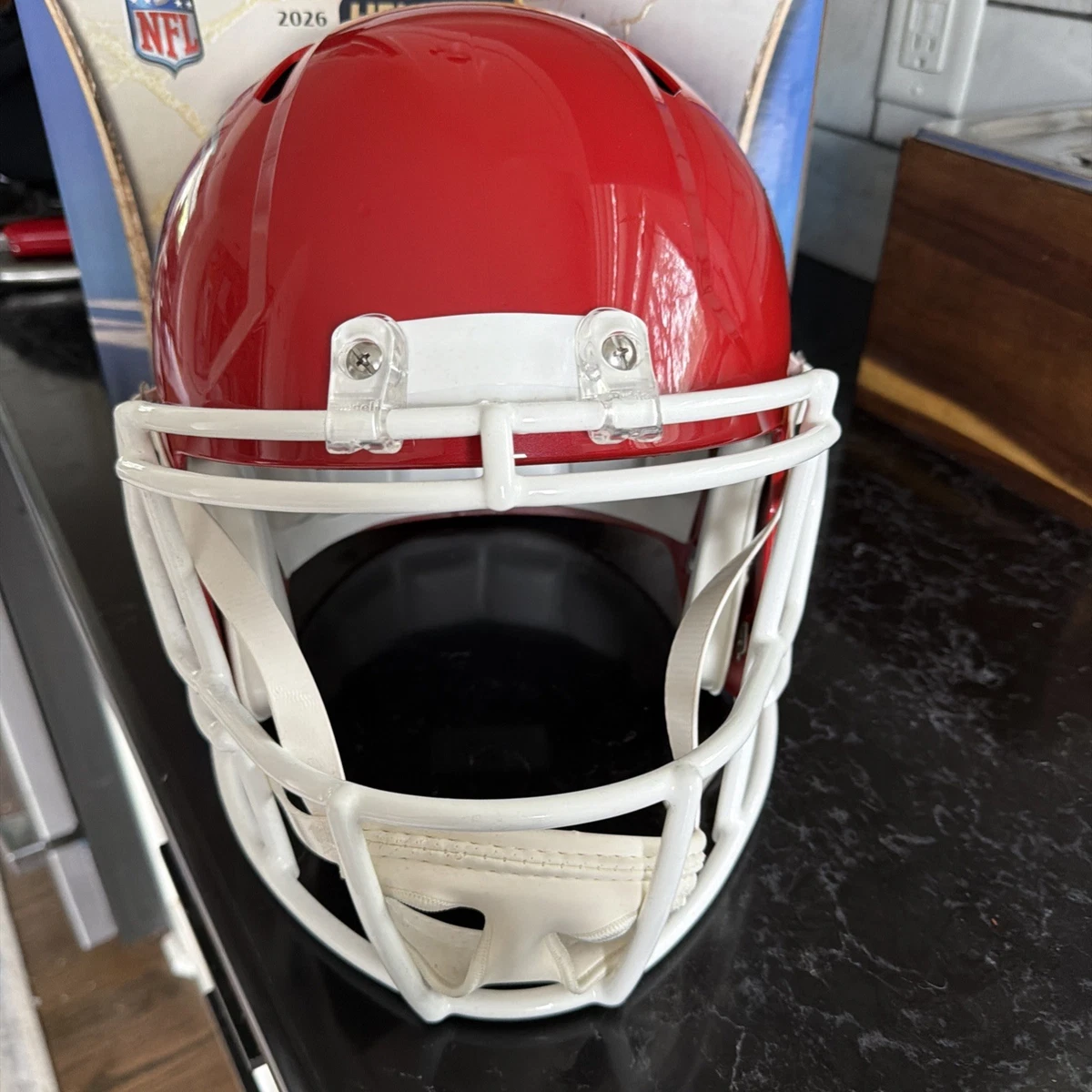 2026 Under Wraps GOLD TICKET Helmets Kenneth Walker III AUTO Kansas City Chiefs