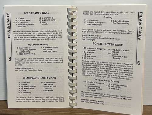 Vtg 1993 7th Ed Iowa State Fair Cookbook Winning Recipes of 1990 1991 1992 Fairs - Picture 2 of 3