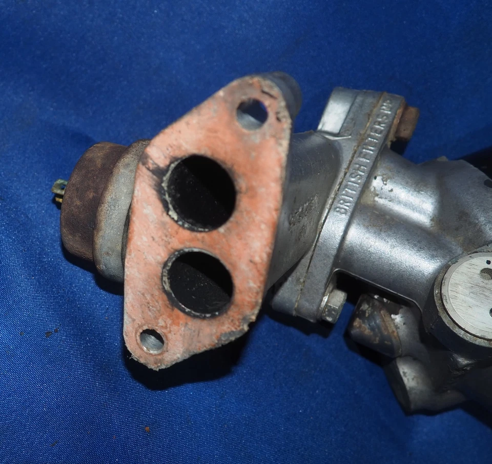 Carcasa base filtro aceite motor Rolls Royce & Bentley Silver Shadow T1 1965-1969 Foto 4 de 4