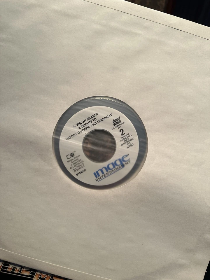 A Vision Shared: A Tribute to Woody Guthrie and Leadbelly (1988) Laserdisc Folk  - Image 3 of 4