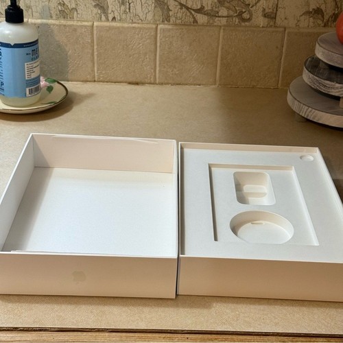 Apple iPad - Argent BOITE VIDE UNIQUEMENT - Photo 4/4