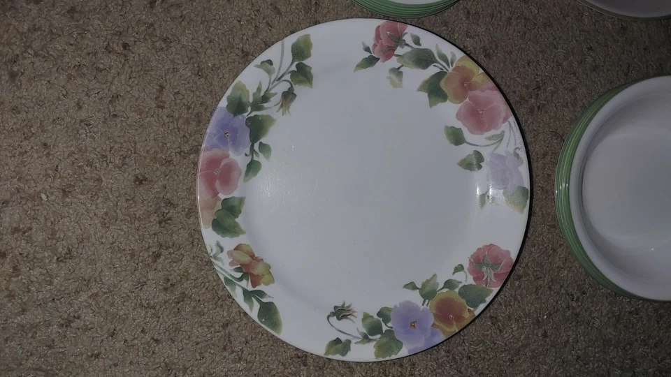 Vajilla Corelle Summer Blush 17 piezas 4 platos de cena plato ensalada tazón Foto 3 de 3