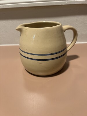 POTTER E J HUMPHRIES PITCHER SIGNED !!!PRE-OWNED.