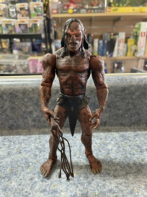 2001 Toy Biz Lord of the Rings Newborn Lurtz Uruk-hai Action Figure Complete