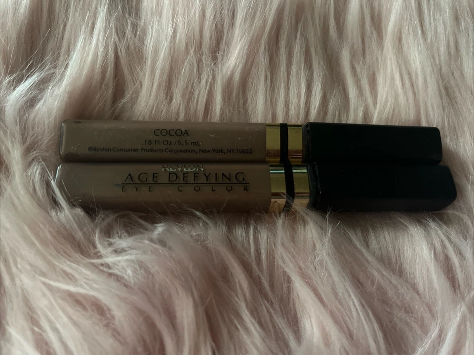 Revlon - Age Defying EYE COLOR - #05 Cocoa - Lot of 2 - 18 Fl Oz. B10 - Image 2 of 2