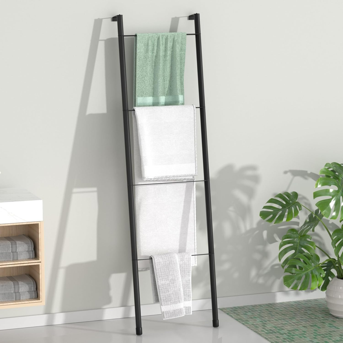 Wood Ladder HOOBRO Blanket Ladder, 5-Tier Towel Rack With Hooks