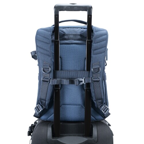 VANGUARD VEO RANGE 41M (NAVY) DAYPACK CAMERA BACKPACK - Picture 12 of 12