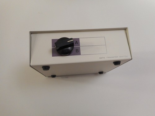 Computer cable switch box - Picture 3 of 5
