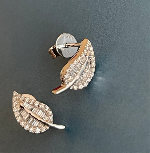 18ct White Gold Diamond Earrings 0.50ct Leaf studs designer Cervin Blanc