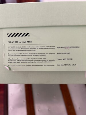 OFF-WHITE Virgil Abloh svela ODSY-1000 -Red/White EU 42 US