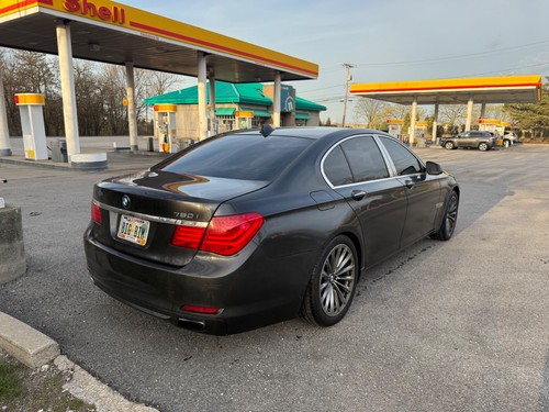 2011 BMW 7-Series XI