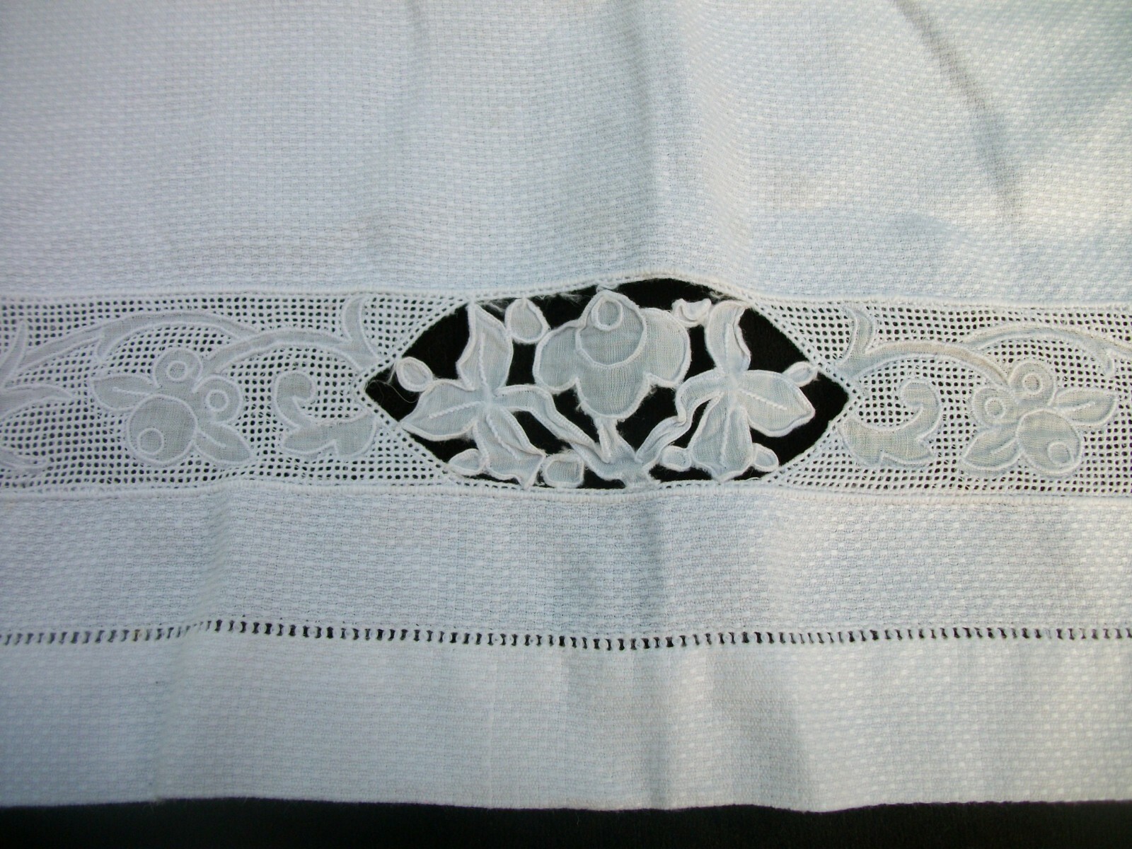 Picture 1 of 6