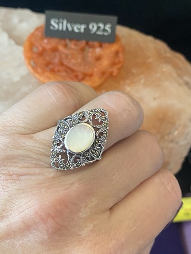 Large Solid Silver Mother Of Pearl Ring ( Victorian Style ) - Picture 8 of 8