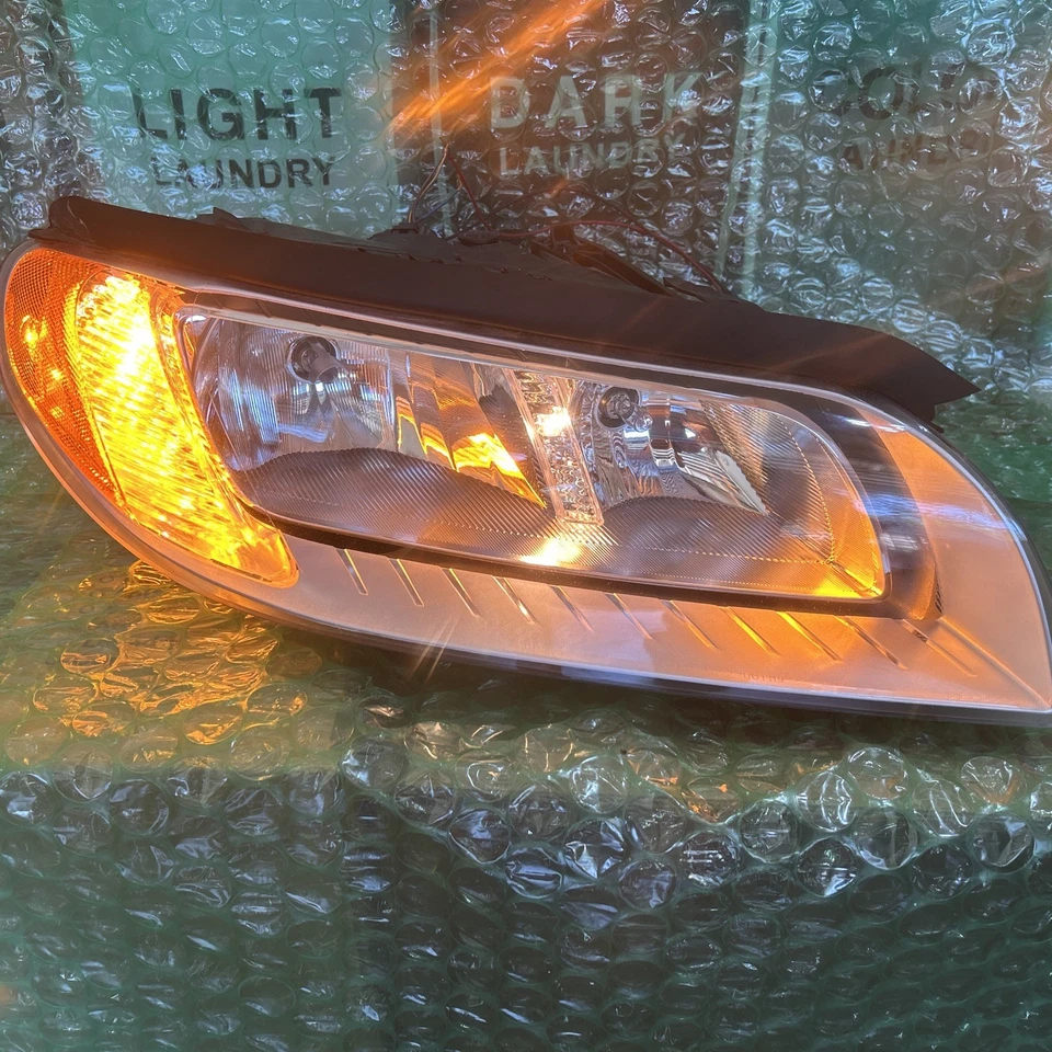 Faro halógeno lado derecho pasajero Volvo S80/08-10 V70 2008-2012 Foto 2 de 4