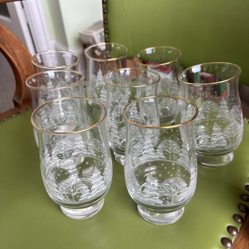 Set di 8 bicchieri da neve vintage Arby's Libbey scena invernale smerigliati bordo oro 5,25" - Foto 2 di 19
