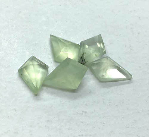 Piedras preciosas sueltas AAA prehnita natural corte cometa para joyería surtida de todo tipo - Imagen 6 de 16