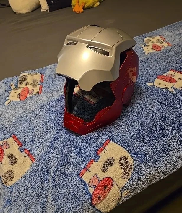 Iron Man 1:1 Cosplay Helmet Marvel Avengers Wearable Led Light Ironman Mask New - Image 2 of 4