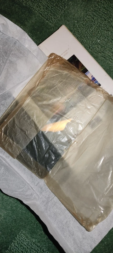 ZOMEI 150x100mm ND2(0.3) Pro Glass Soft Graduated Grey Square Filter  - Image 4 of 4