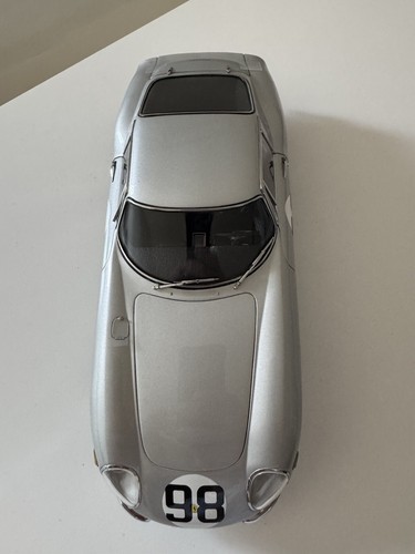 CMC 1:18 M-211 - Ferrari 275 GTB/C #98 Siribaldi - Federici 500 KM Mugello 1966 - Picture 10 of 18