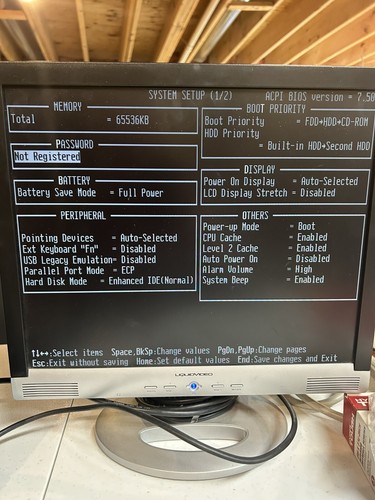 Vintage Toshiba Satellite Pro 490CDT Pentium II 233MHz 64MB Ram 4GB HDD Win 98 - Picture 5 of 11
