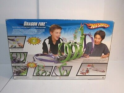 New Hot Wheels Dragon Fire Track Set (M1306) 4 Motorized Boosters with 1  Vehicle