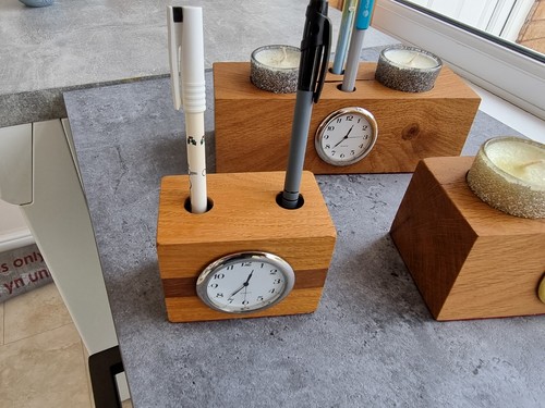 Handmade Oak Table Desk Quartz Clock Candles Pen Holder Paperweight Desk Tidy - Picture 11 of 13