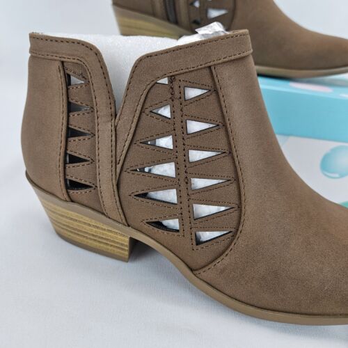 Women's Mug Round Toe Faux Suede Stacked Heel Western Ankle Bootie Brown Sz 8 - Picture 3 of 10
